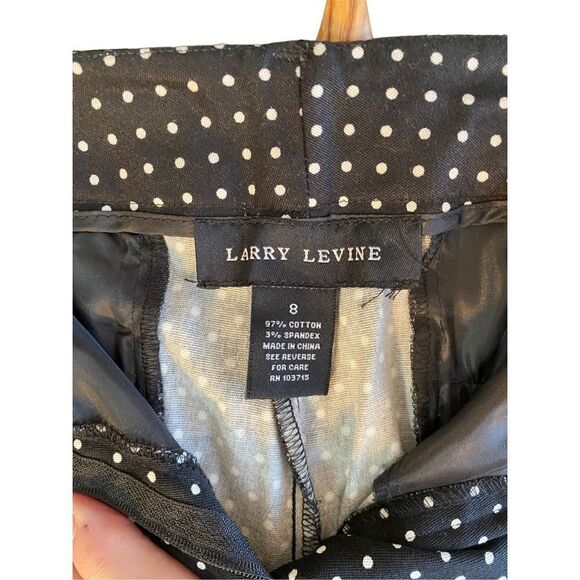 Larry Levine women’s black and white polkadot, Capri pants, size 8 - Picture 4 of 4